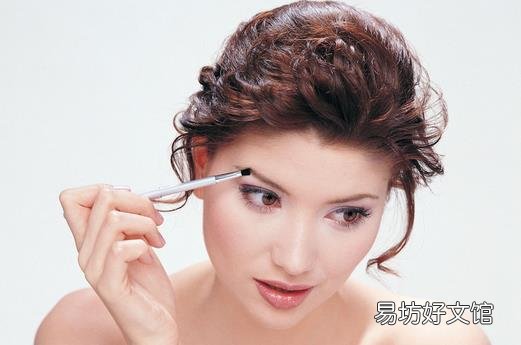 眉毛化妆都有哪些实用技巧