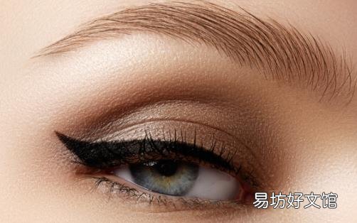 眼部卸妆有技巧 绝对不可忽略的眼部卸妆