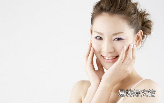 摸脸太毁容颜!护肤陋习你必知!