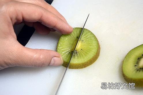 猕猴桃怎么吃美容?猕猴桃对皮肤有什么好处