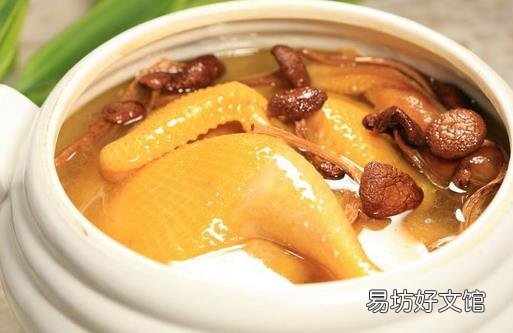 小窍门:如何煲出鲜美又营养的鸡汤?