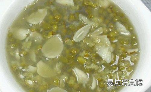 五种食物帮你去掉烦恼斑点