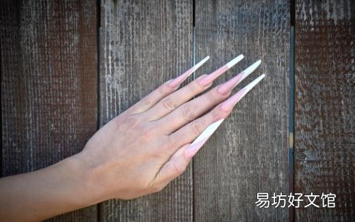 人闲长指甲心闲长头发 其实是有道理的