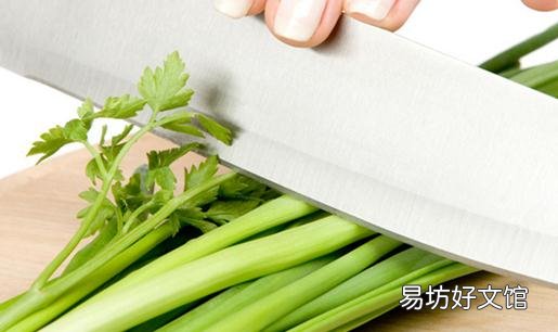 厨房切菜有讲究 鲜肉最好推拉切