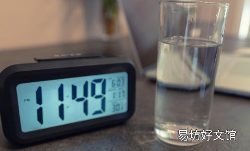 常常熬夜身体变亚健康 周末补觉能让人满血复活吗