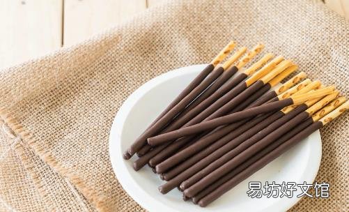 工作后总是难免身材走形 越努力工作的人越容易发胖