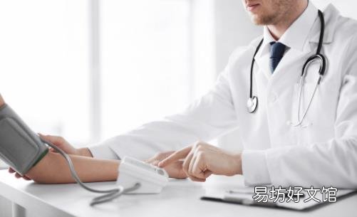 测量血压用左臂还是右臂 测量血压要讲求正确的方法