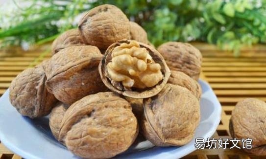 经常吃核桃有哪些好处呢 吃核桃的注意事项