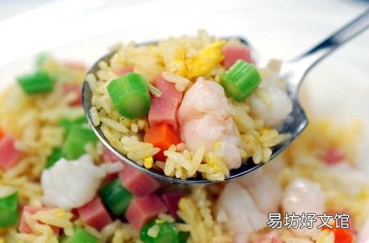 剩米饭怎样做才好吃?剩米饭怎么吃更营养