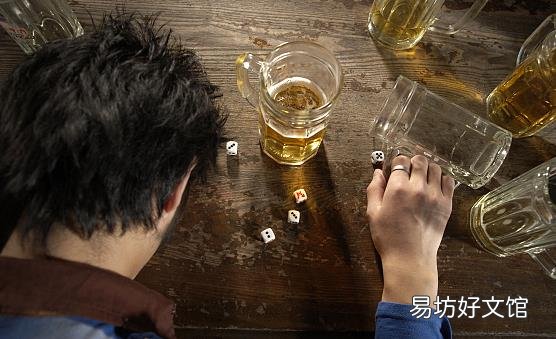 饮酒过度对肝脏肠胃造成损害 老中医提供的解酒方