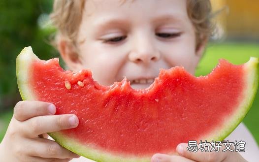 西瓜是夏季的消暑果品 食用西瓜的好处及禁忌