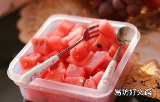 西瓜是夏季的消暑果品 食用西瓜的好处及禁忌