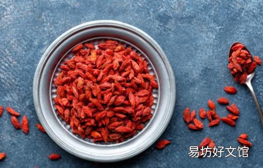 枸杞的健康吃法 睡前嚼几粒枸杞有大益