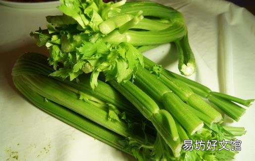芹菜是不是天然的降压菜 芹菜的功效分析与食谱推荐