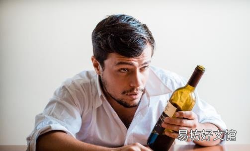经常喝酒肝不好平时多吃蔬菜 酒后不宜要记牢