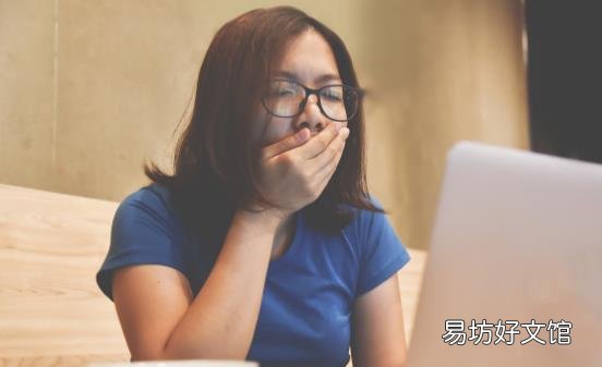 疲劳时别只会喝咖啡 日常多补充维生素D解乏效果好