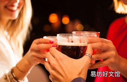 不宜于下酒的菜 边喝酒边吃烤串对健康不利