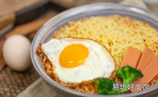 教你三招煮出更健康的方便面 方便面的选购技巧