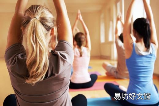 女生虎背熊腰真是背影杀手 教你几招练出诱人的蝴蝶背