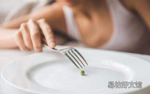 间歇性禁食是流行的减肥方式 禁食并不适合所有人