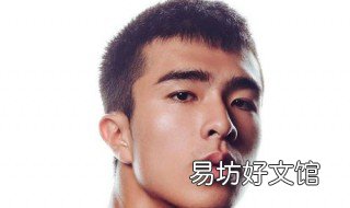 男模户外怎么拍 模特户外拍照姿势