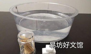 为什么放在水里牙签会移动 牙签放水里会移动到什么方向