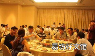梦到大伙吃饭自己不得吃 梦到大伙吃饭自己不得吃了