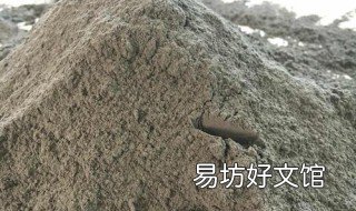 草木灰能和化肥同时用吗