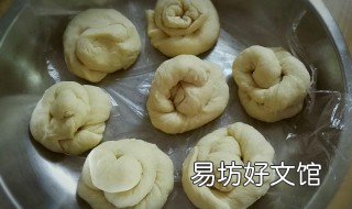 玉米玫瑰花卷怎么做 玫瑰花卷怎样做