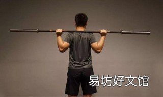 三角肌拉伸方法 三角肌拉伸方法圖解