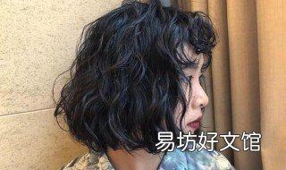 螺旋烫满头小卷发型中短发好看吗 全头烫小卷短发