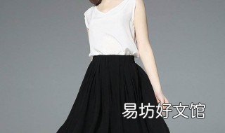 黑色百褶短裙搭配 黑色百褶短裙搭配冬季