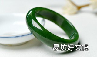 翡翠里面的棉线与纹的区别 翡翠里面的棉线跟纹的区别