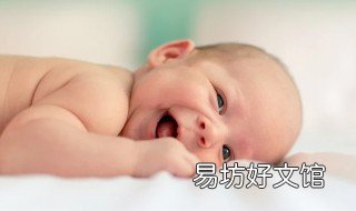 婴儿呛水的急救法 婴儿被口水呛到急救法