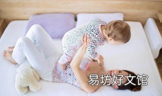 宝宝一岁两个月了还不会走路怎么办 宝宝一岁两个月了不会走路正常吗