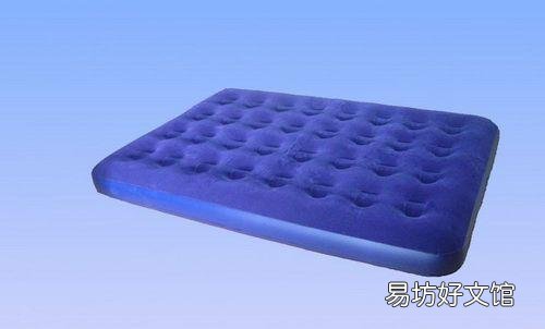 我们给10种最受欢迎的气垫床充气睡觉