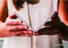 微软Surface Duo手机可能超越Galaxy Fold