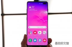 iPhone 12与Galaxy S11：传闻三星新旗舰产品无聊 因为iPhone进行了重大重新设计