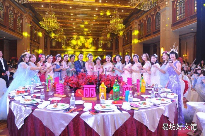 莎蔓莉莎15周年顾客答谢酒会走进重庆
