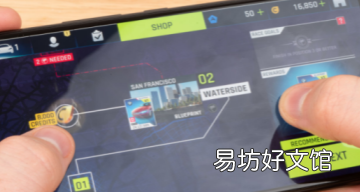 华硕ROGII智能手机有些疯狂的高端规格