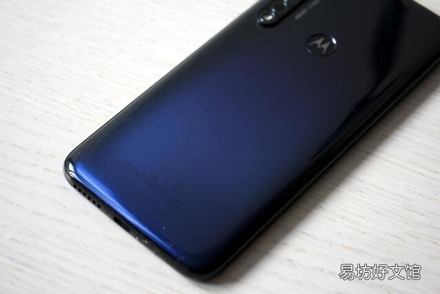 摩托罗拉Moto G8 Plus分析:电池和运动相机模式增强了其诱人的价格