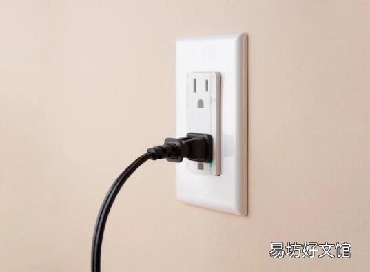 ConnectSense建立了一个带有HomeKit支持的入墙插座