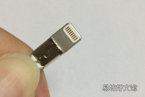 评测百事鸟Lightning数据线和智航幻影无人机怎么样