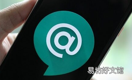 Google Chat在Android和iOS上进入黑暗模式
