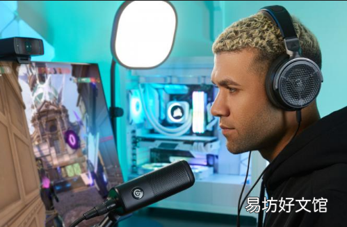 CORSAIR 通过 VIRTOSO PRO 耳机扩展音频范围