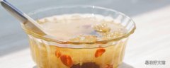 银耳苹果的功效与作用禁忌 银耳苹果的食用方式和注意事项