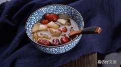 冰糖雪梨瘦肉汤功效 冰糖雪梨瘦肉汤的食用方式和注意事项