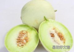 香瓜里面黑的是什么 香瓜里面是绿色的能吃吗