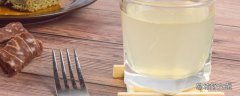 夏天喝蜂蜜水有什么好处 夏天喝蜂蜜水会不会上火