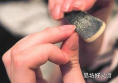 指甲缺营养变黄变厚吗 指甲变黄变厚怎么治疗